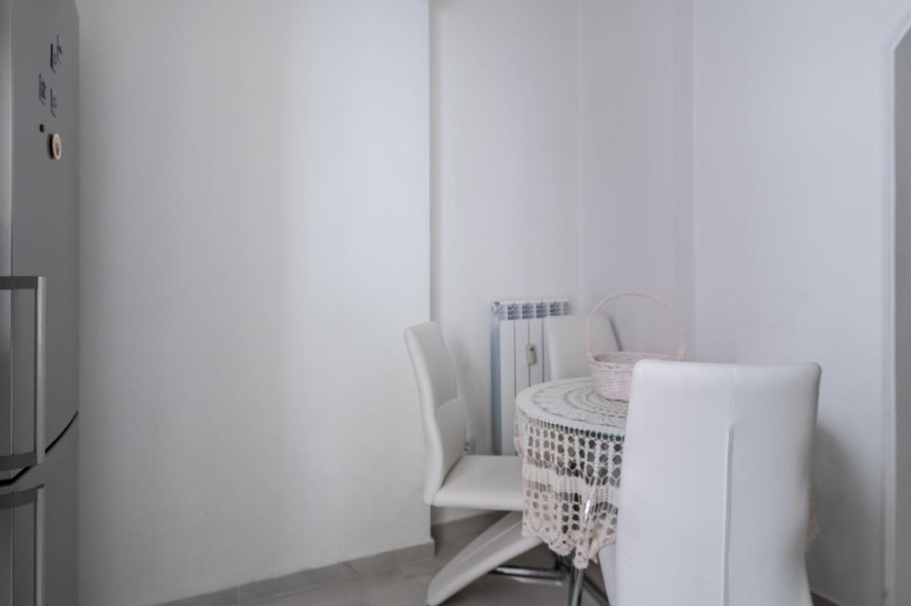Central 2-Bd Bright Apartment In Sofia By Flat Mаnager Exteriér fotografie